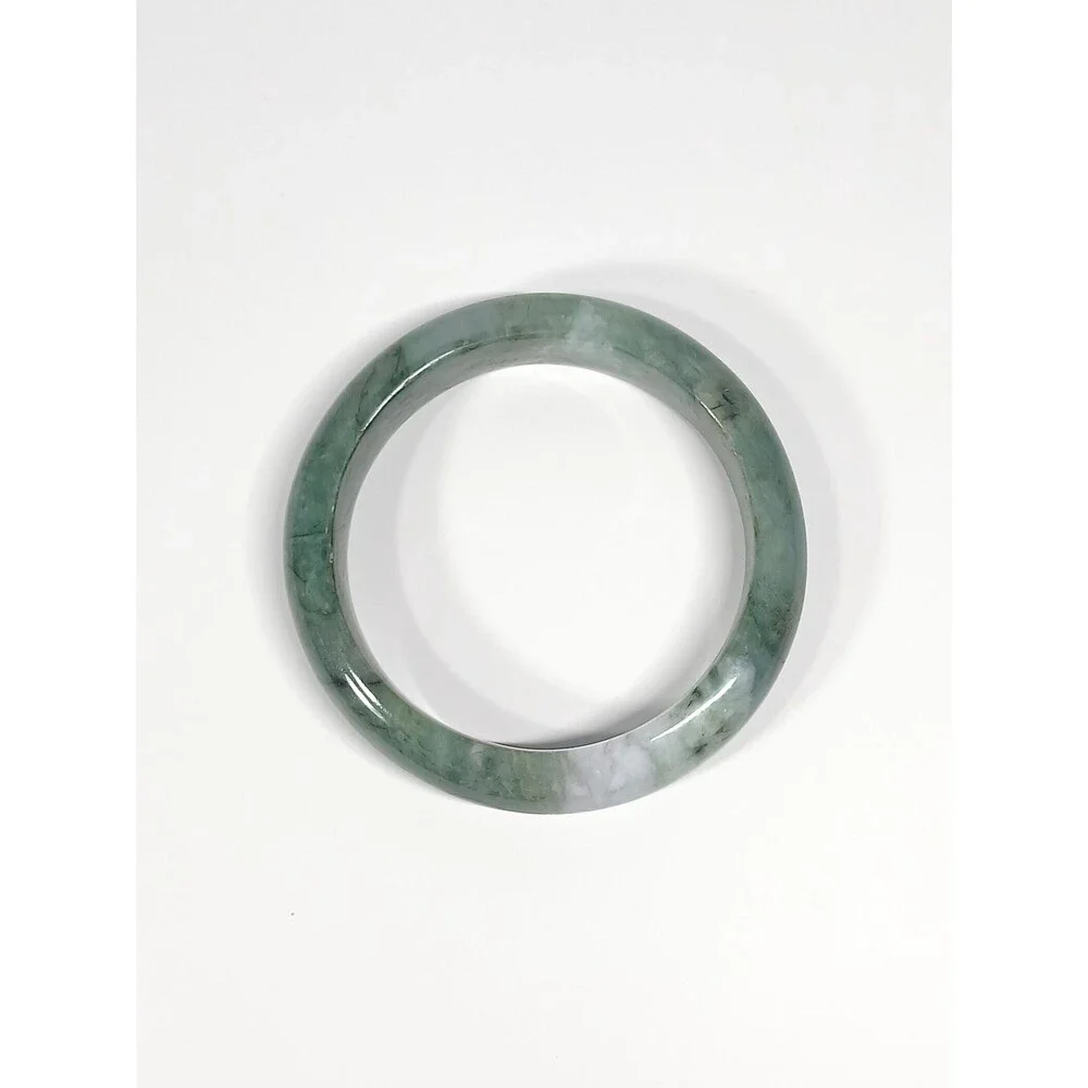 Unbranded jadeite jade